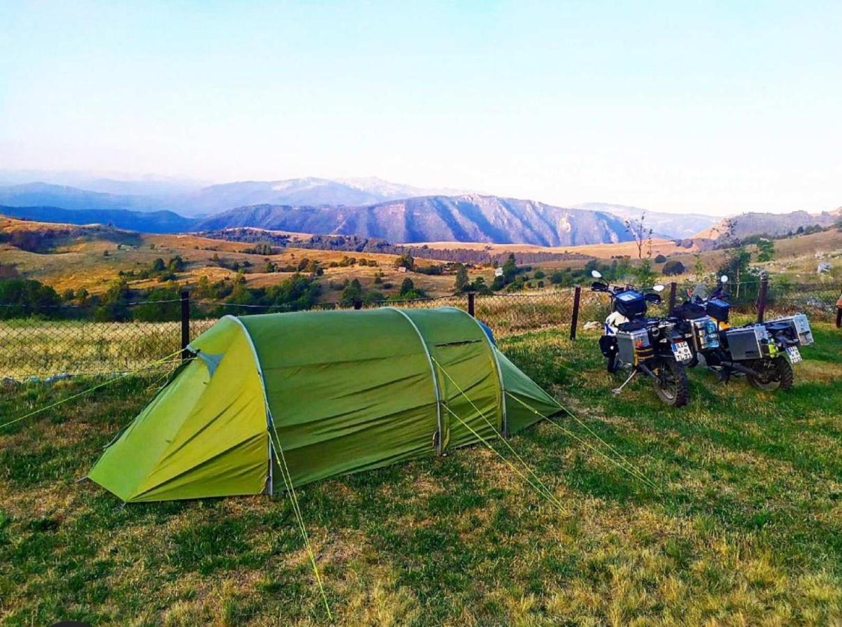 Penzion Suri Plužine Exteriér fotografie